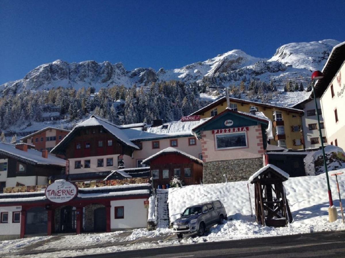 Party Hotel Taverne Obertauern Exterior photo